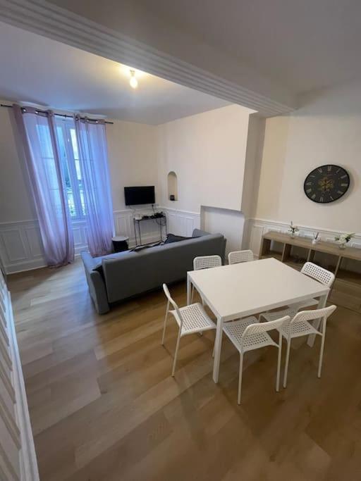 Appartement Ancien A Orléans Esterno foto